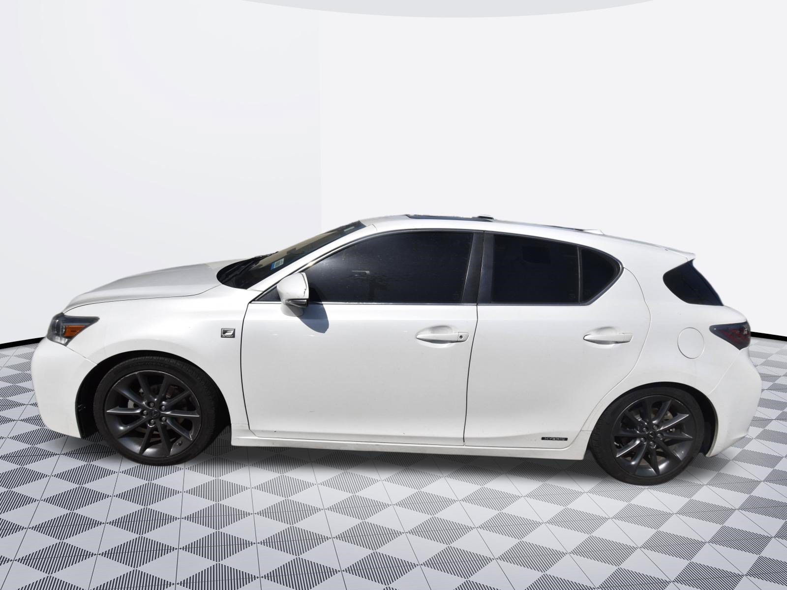 Used 2012 Lexus CT 200h Premium w/ Premium Audio Pkg (F Sport) FWD image 9