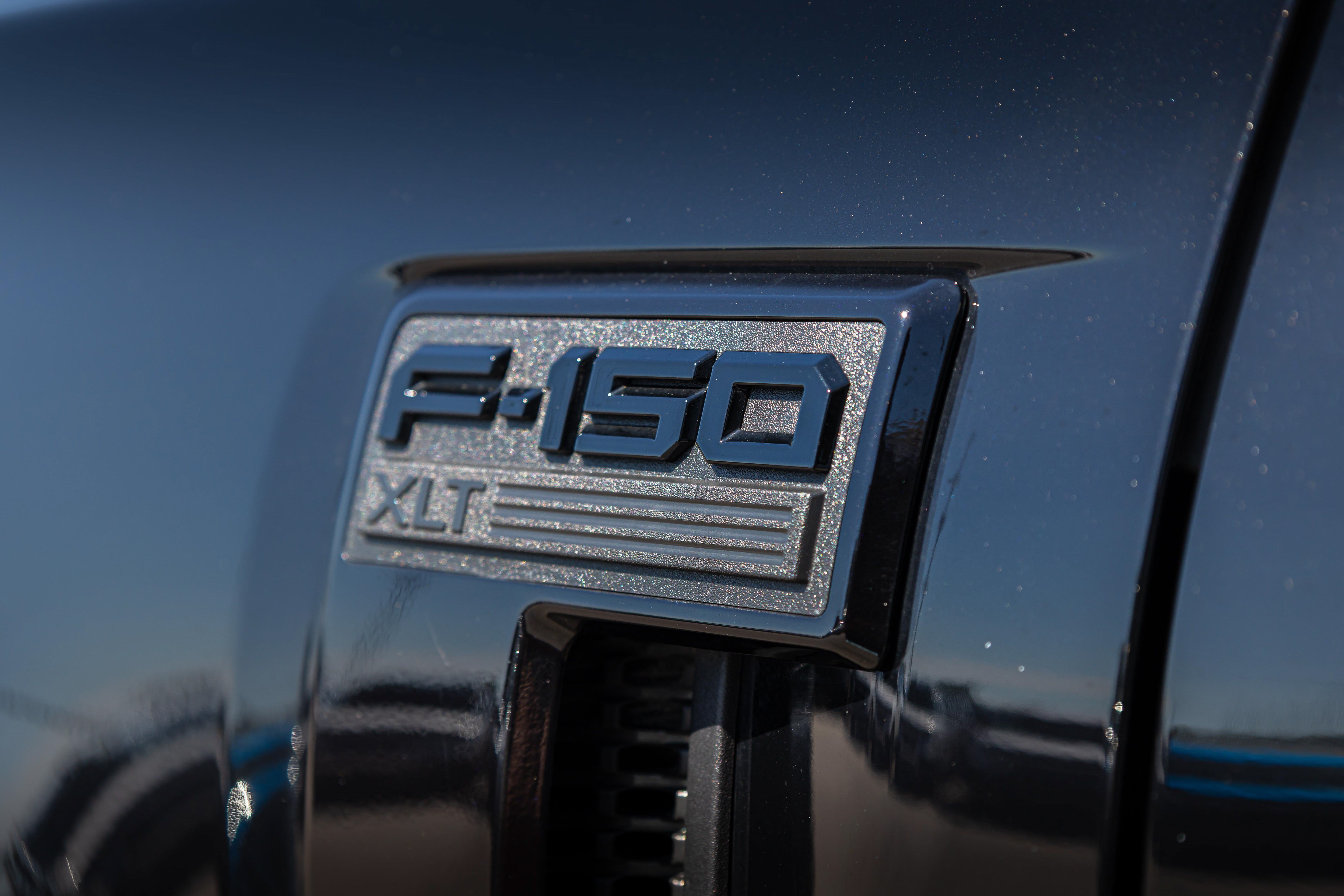 Used 2024 Ford F150 Platinum w/ FX4 Off-Road Package AWD/4WD image 16