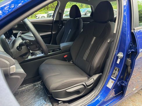 Certified 2023 Hyundai Elantra SEL w/ Convenience Package FWD image 14