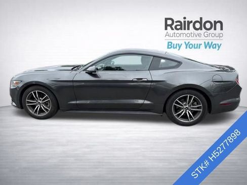 Used 2017 Ford Mustang Coupe RWD image 4