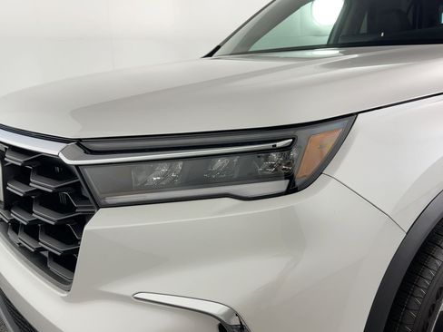 New 2025 Honda Pilot EX-L image 11