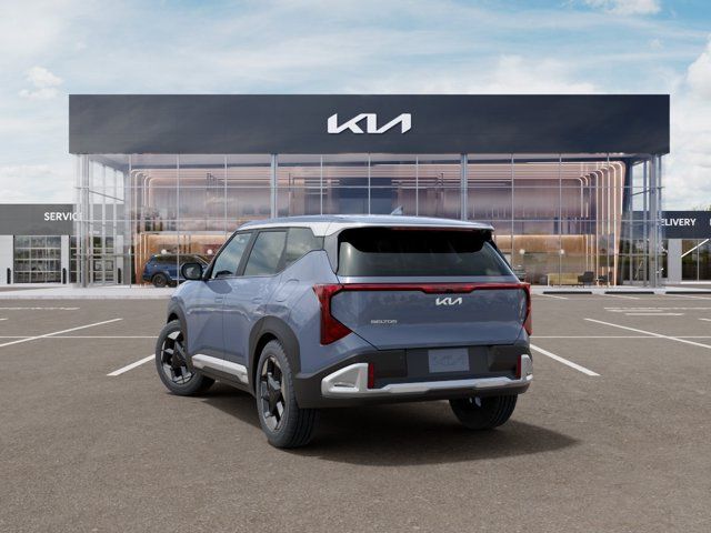 New 2027 Kia Seltos S FWD image 4