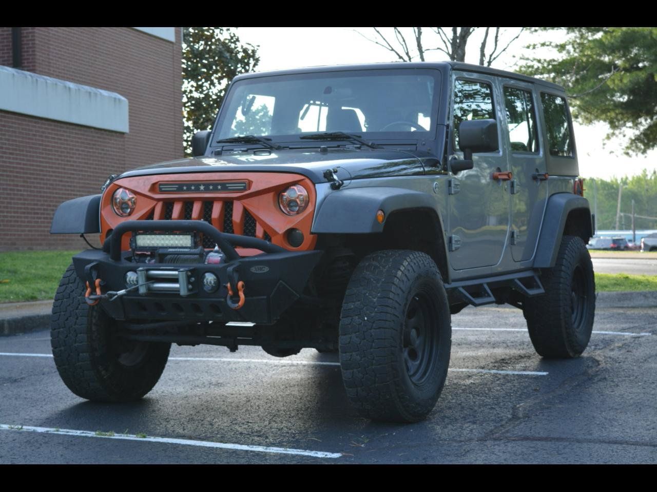 Used 2016 Jeep Wrangler Unlimited Sport w/ Connectivity Group AWD/4WD image 1