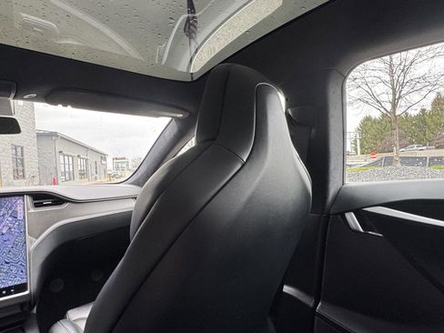 Used 2019 Tesla Model S Performance image 37