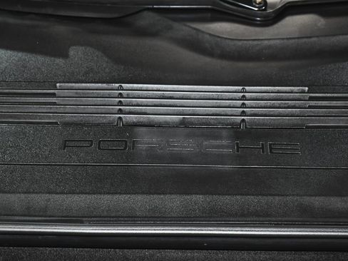 Used 2016 Porsche 911 Carrera 4 image 65