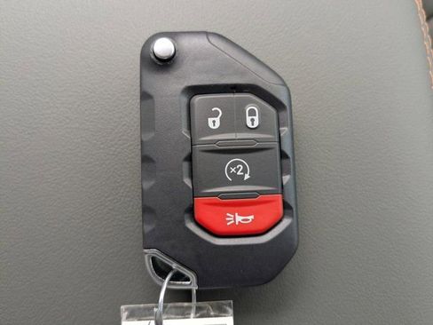 New 2026 Jeep Gladiator Mojave AWD/4WD image 29