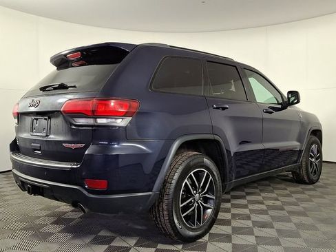 Used 2018 Jeep Grand Cherokee Trailhawk image 9