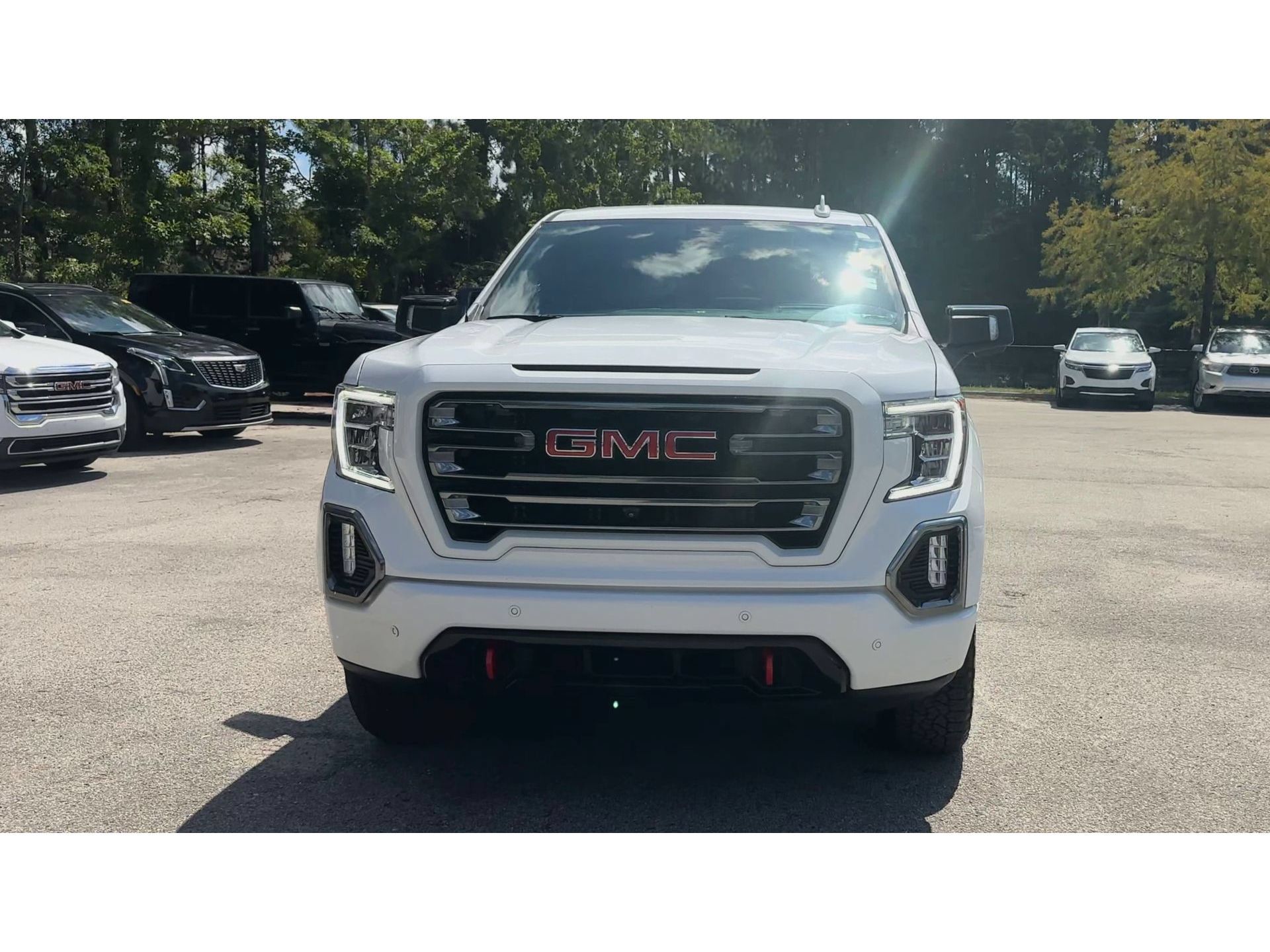 Certified 2021 GMC Sierra 1500 AT4 w/ AT4 Value Package AWD/4WD image 3