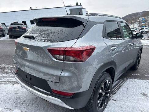 Used 2023 Chevrolet TrailBlazer LT w/ Convenience Package image 11