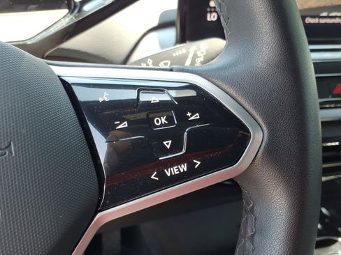 Certified 2023 Volkswagen ID.4 Pro RWD image 29