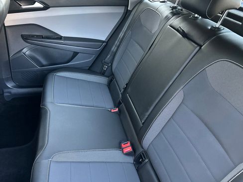 Certified 2023 Volkswagen Taos SE w/ Black Wheel Package image 13