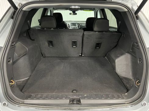 Used 2023 Chevrolet Equinox LT image 7