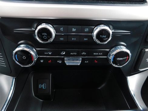 New 2023 Ford F150 Lightning XLT w/ Equipment Group 312A High image 12