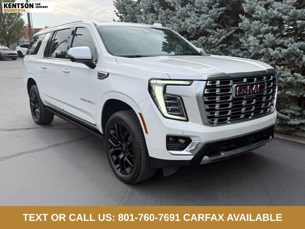 Used 2025 GMC Yukon XL Denali w/ Sun & Power Step Package AWD/4WD image 12