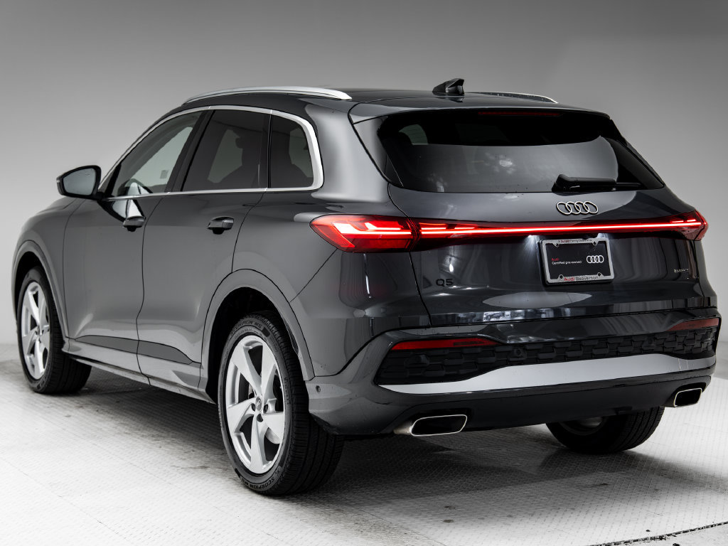 Certified 2025 Audi Q5 Prestige AWD/4WD image 3