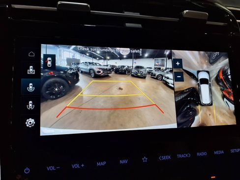 Used 2022 Hyundai Tucson Limited w/ Cargo Package AWD/4WD image 19