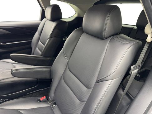 Used 2023 MAZDA CX-9 Touring image 34