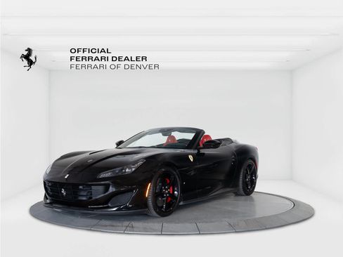 Used 2020 Ferrari Portofino RWD image 1