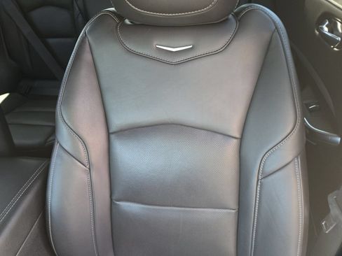 Used 2019 Cadillac XT4 Premium Luxury FWD image 15