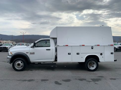 Used 2017 RAM 4500 Tradesman w/ Power & Remote Entry Group image 5