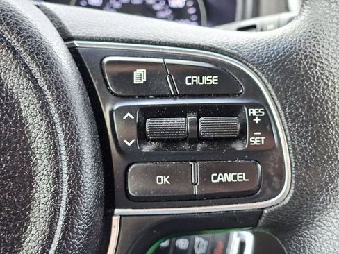 Used 2018 Kia Sportage LX image 18