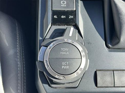 Certified 2025 Toyota Tacoma SR5 image 29