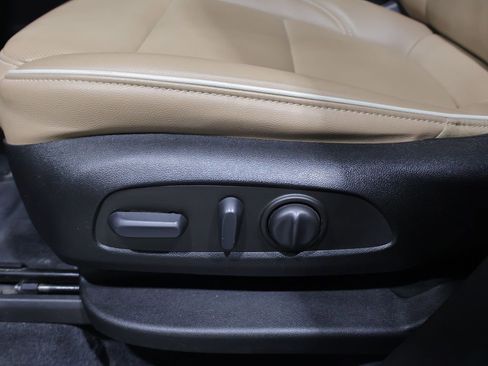 Used 2023 Chevrolet Traverse Premier w/ LPO, Floor Liner Package AWD/4WD image 13