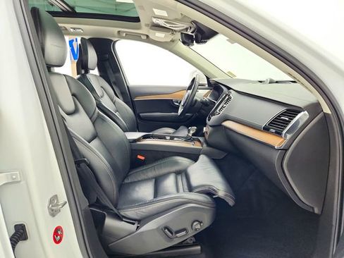 Used 2018 Volvo XC90 T6 Inscription w/ Convenience Package image 18