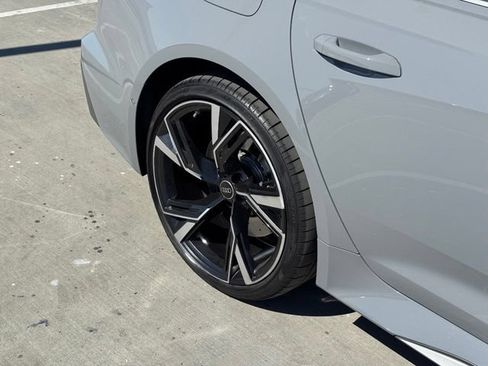 Used 2025 Audi RS 6 performance w/ Matte Carbon Package AWD/4WD image 25