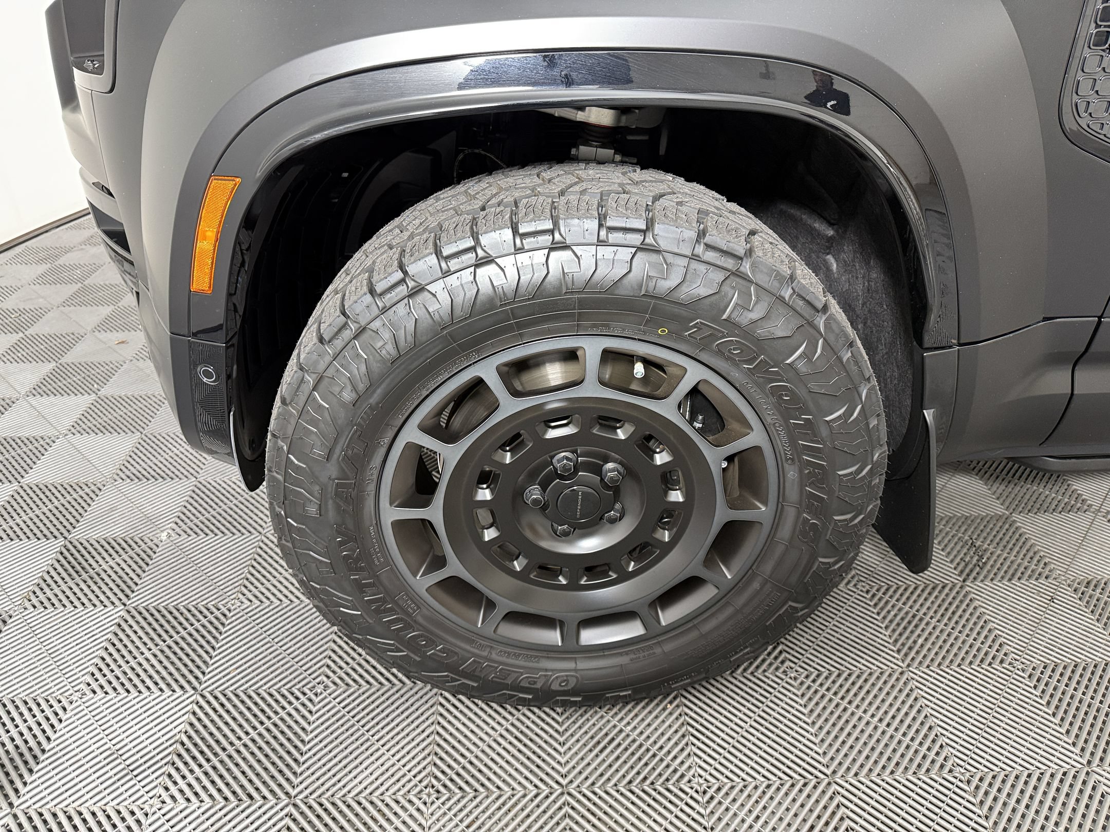 Used 2026 Land Rover Defender 110 OCTA AWD/4WD image 12