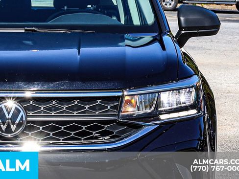 Used 2024 Volkswagen Taos S image 16