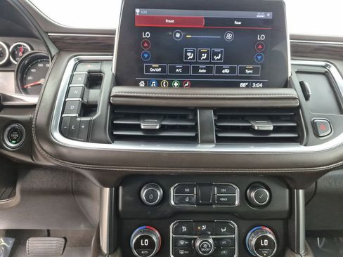 Used 2021 Chevrolet Tahoe Z71 image 9