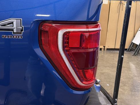 Used 2022 Ford F150 XLT w/ Equipment Group 302A High AWD/4WD image 26