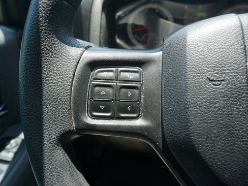 Used 2019 RAM 1500 Classic SLT AWD/4WD image 7