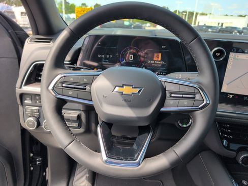 New 2026 Chevrolet Tahoe Premier w/ Sun And Tow Package AWD/4WD image 25