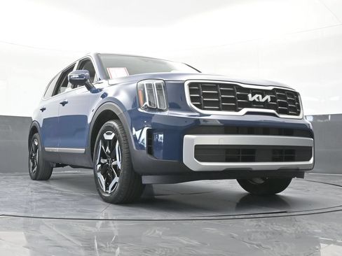 Used 2024 Kia Telluride S w/ S Sunroof Package FWD image 70