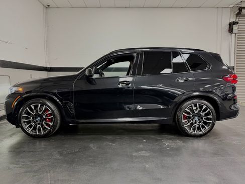 Used 2024 BMW X5 xDrive50e w/ Executive Package AWD/4WD image 9