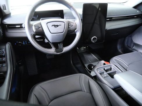 Certified 2025 Ford Mustang Mach-E Premium AWD/4WD image 5