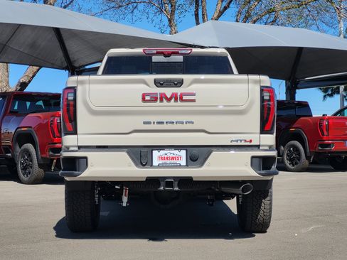 New 2026 GMC Sierra 2500 AT4 w/ AT4 Premium Plus Package AWD/4WD image 6