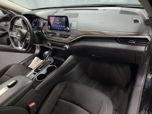 Used 2023 Nissan Altima 2.5 SV AWD/4WD image 29