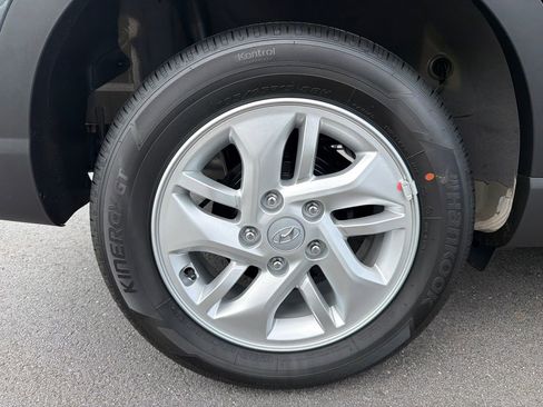 New 2026 Hyundai Venue SE FWD image 18