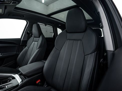 New 2025 Audi Q5 Premium Plus image 16