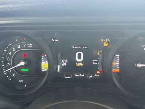 Used 2024 Jeep Wrangler Unlimited AWD/4WD image 10