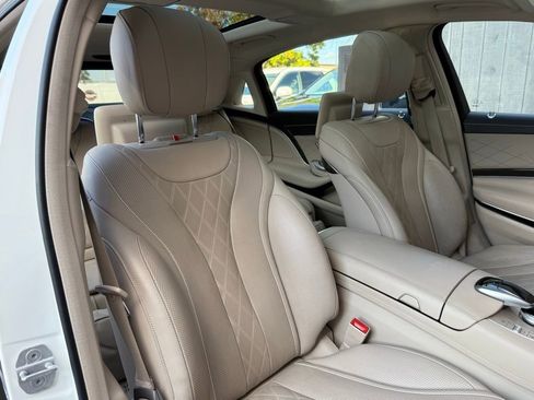 Used 2017 Mercedes-Benz Maybach S 550 4MATIC image 20