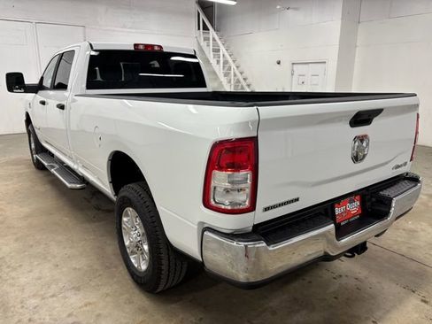 Used 2024 RAM 3500 Big Horn AWD/4WD image 6