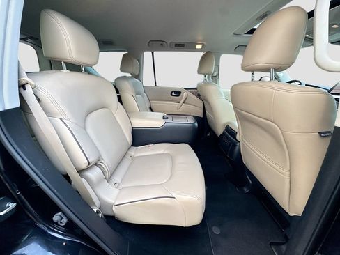 Used 2022 Nissan Armada SL w/ Captain's Chairs Package RWD image 31