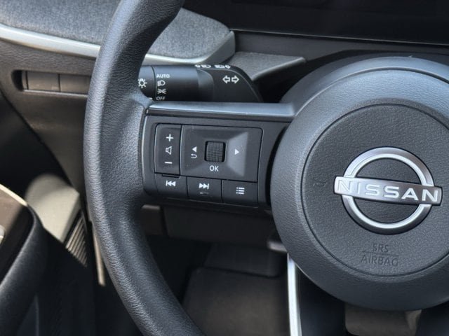 Used 2026 Nissan Kicks SV w/ SV Premium Package FWD image 14