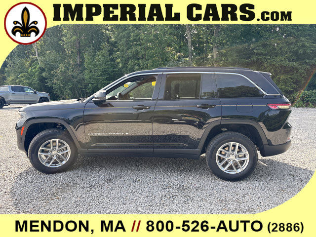 New 2026 Jeep Grand Cherokee Laredo AWD/4WD image 6