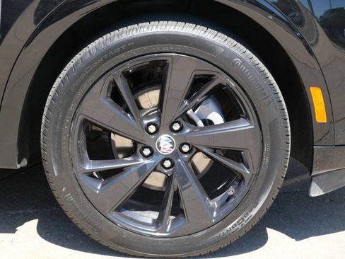 Used 2023 Buick Envision Preferred w/ Sport Touring Package AWD/4WD image 9