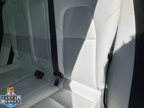 Used 2022 Tesla Model 3 Long Range image 29